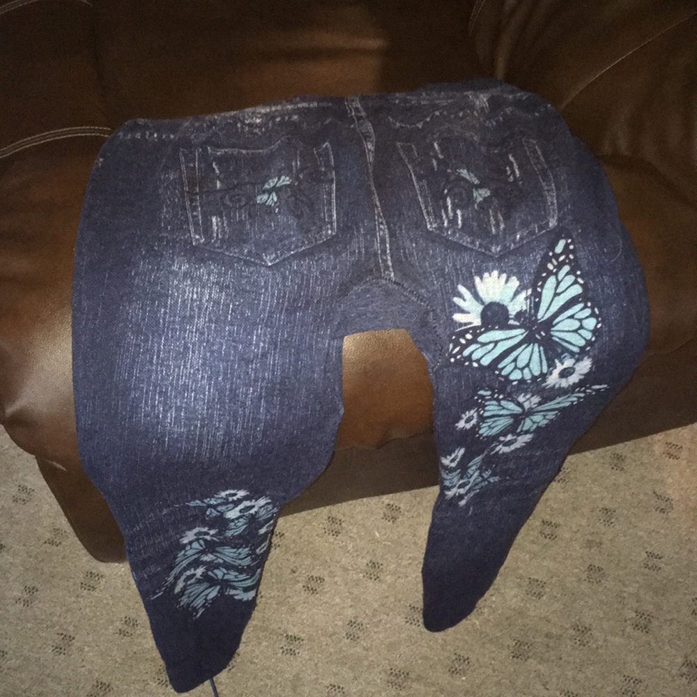 Cute Butterfly Leggings - Picture 4 of 4